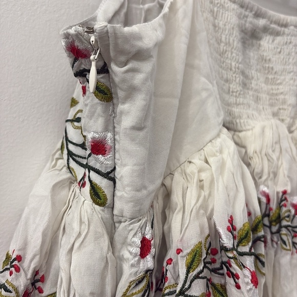 Samant Chauhan - Anthropologie - Floral Embroidered mini Dress - White- large - Picture 6 of 9